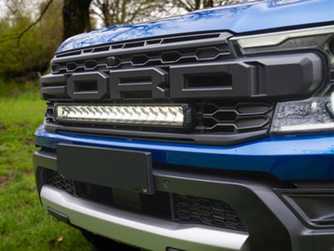 Lazer Lamps Kühlergrill-Kit  inkl. Triple-R 16 Elite für Ford Ranger Raptor ab Modelljahr 2023